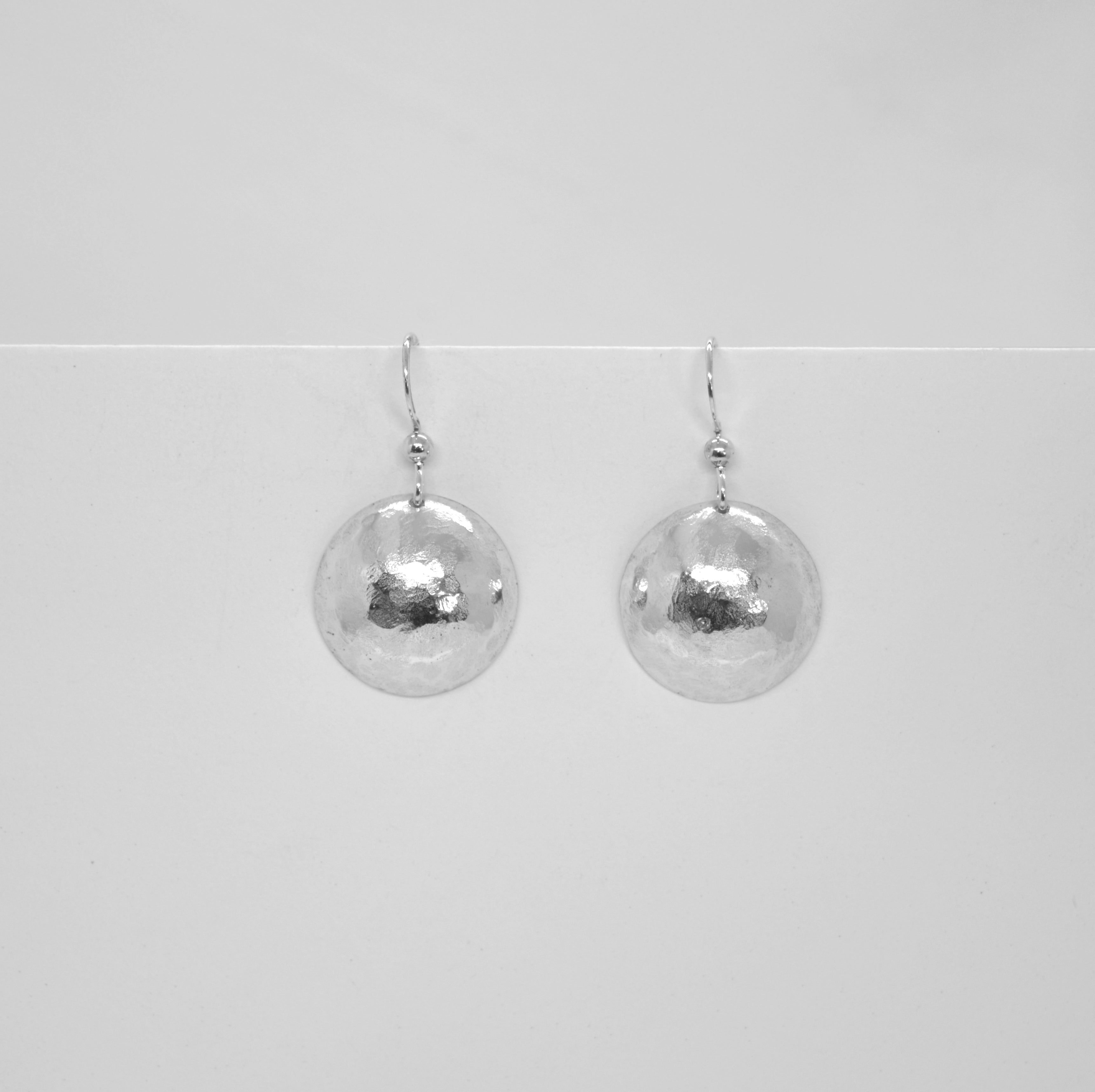 Domed earrings (hammered)