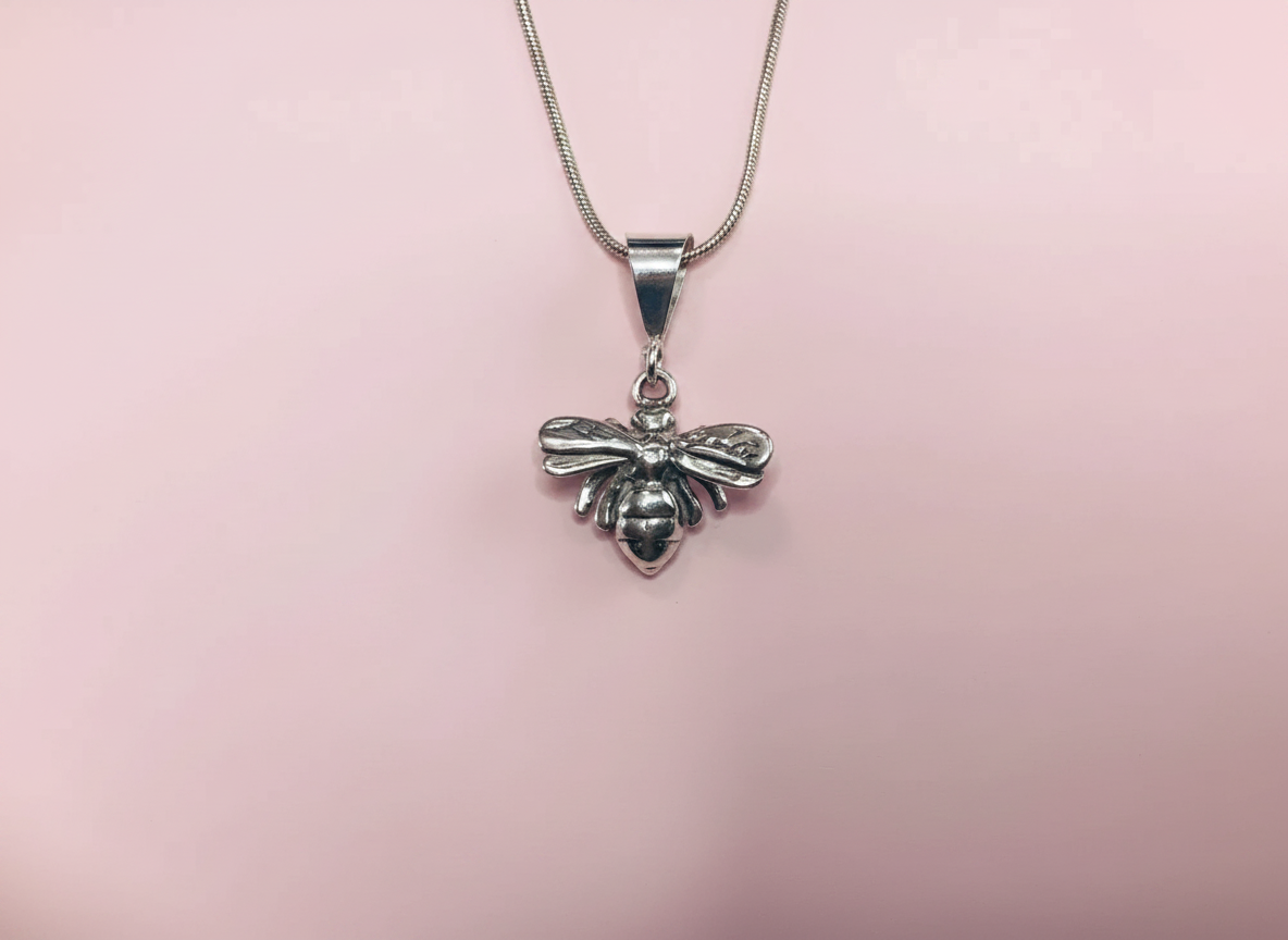 Bumble Bee pendant