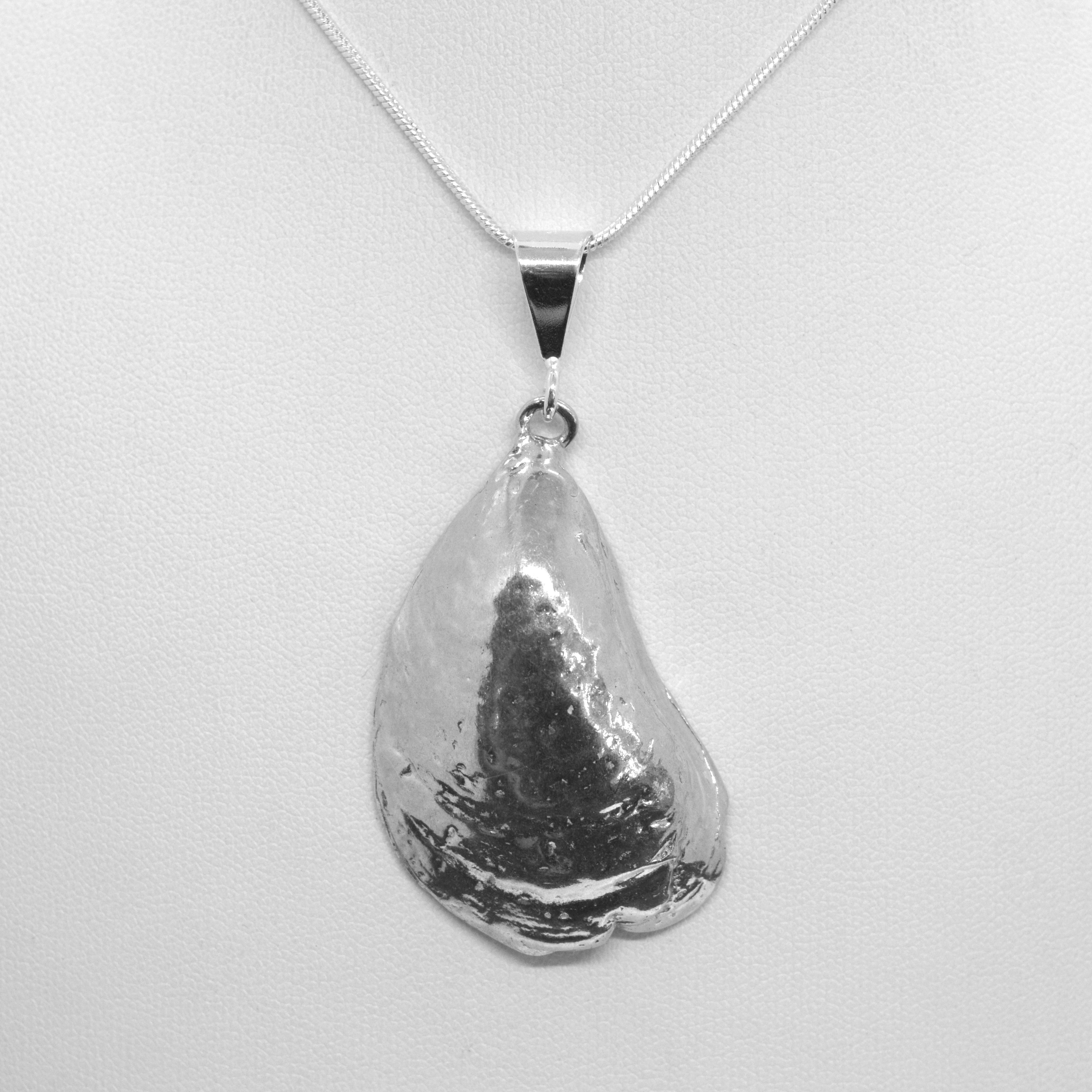 Sterling Silver Mussel shelll pendant (X-large)