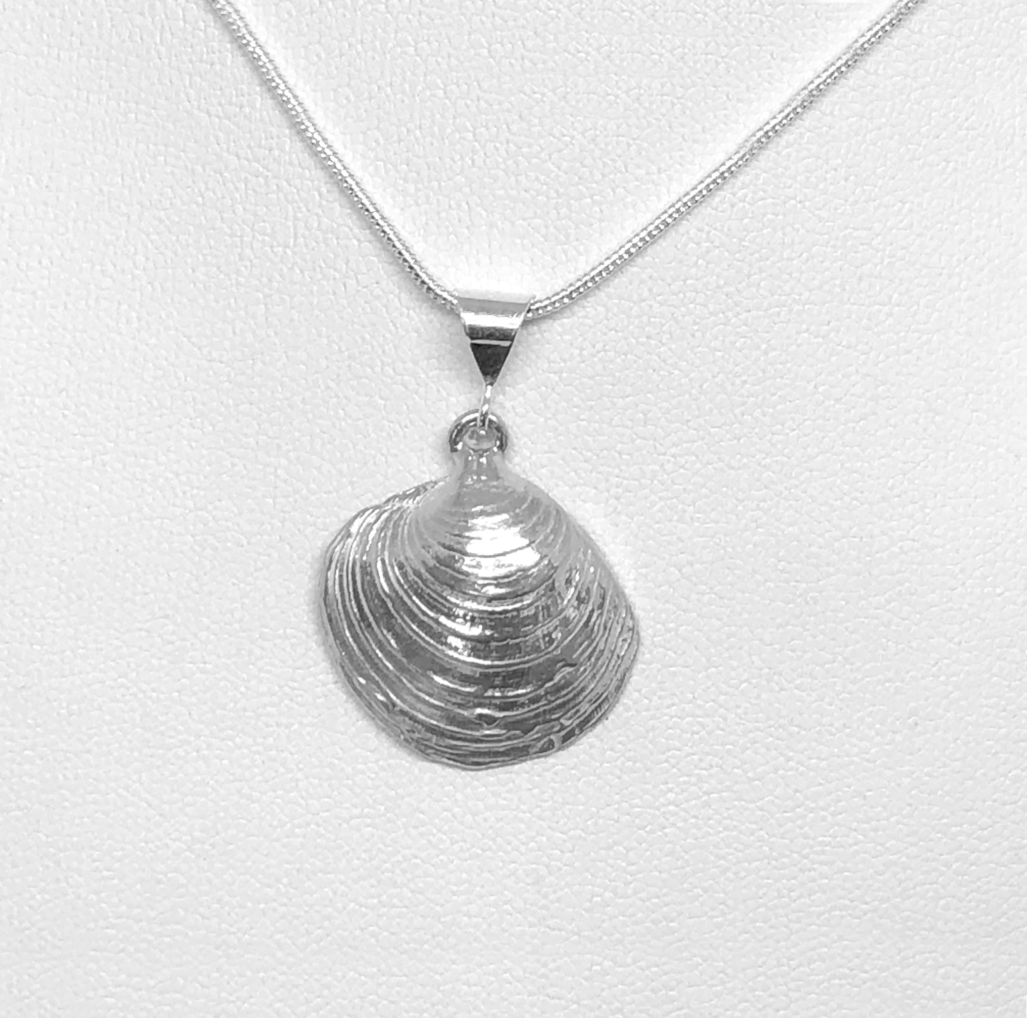 Quahog shell pendant