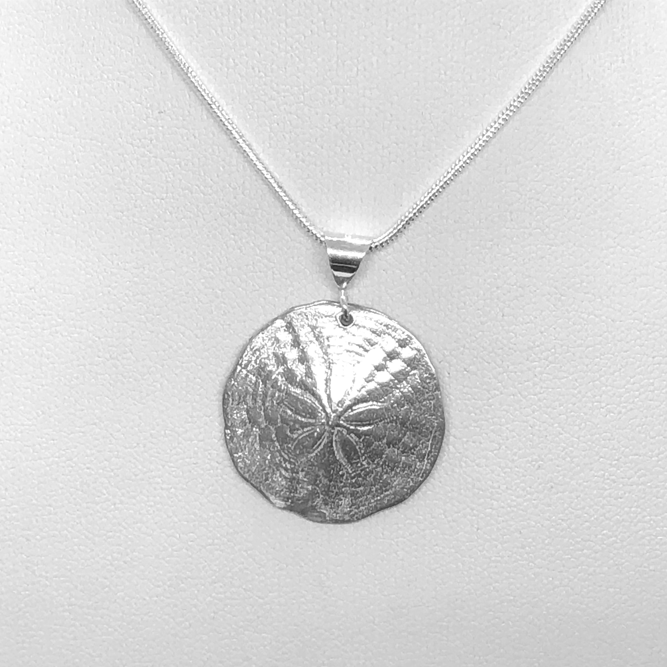 Sterling Silver Sand Dollar Pendant (medium)