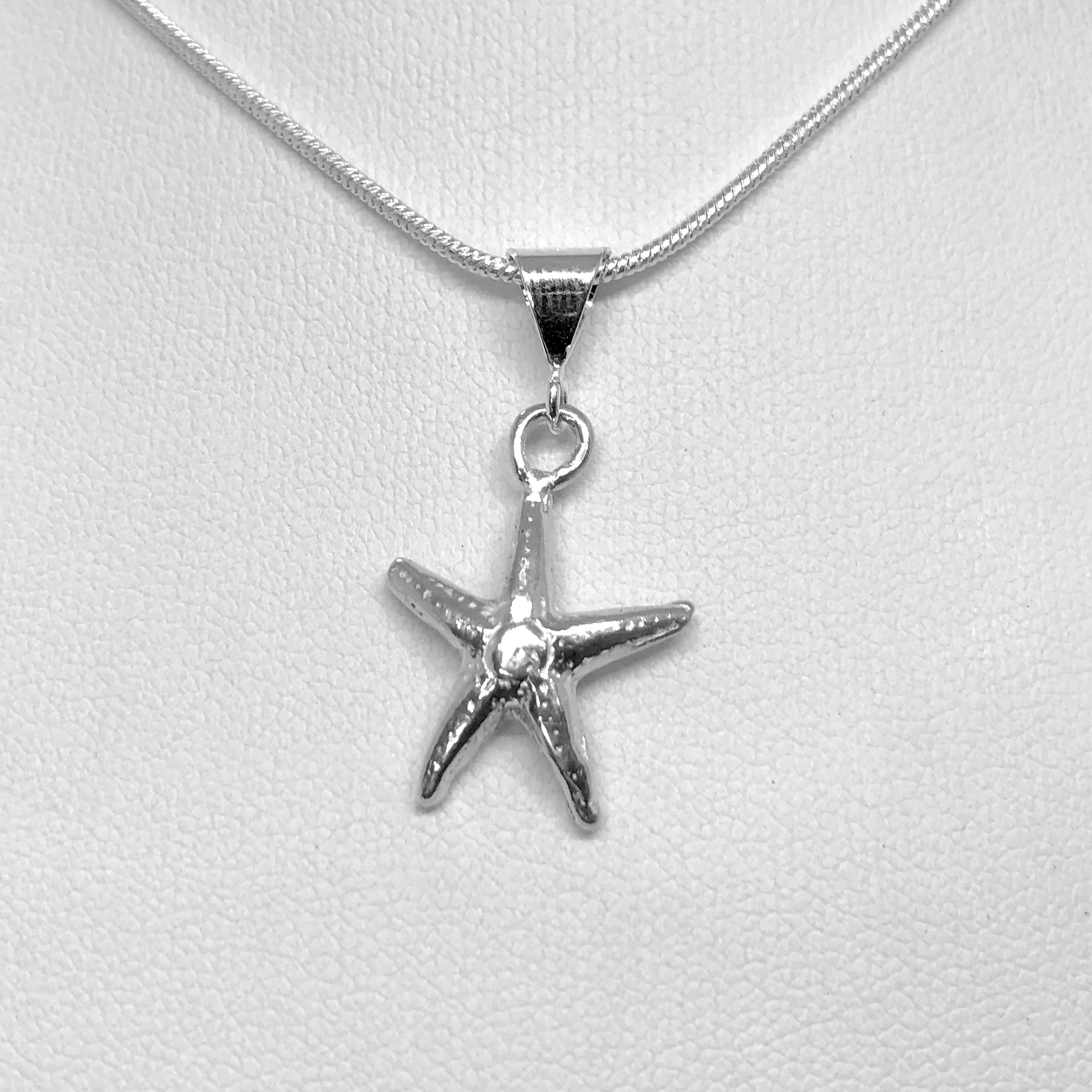 Starfish pendant (small)