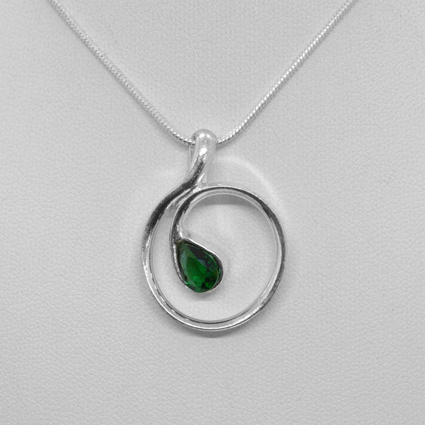 Sterling Silver Birthstone Pendant May / Emerald