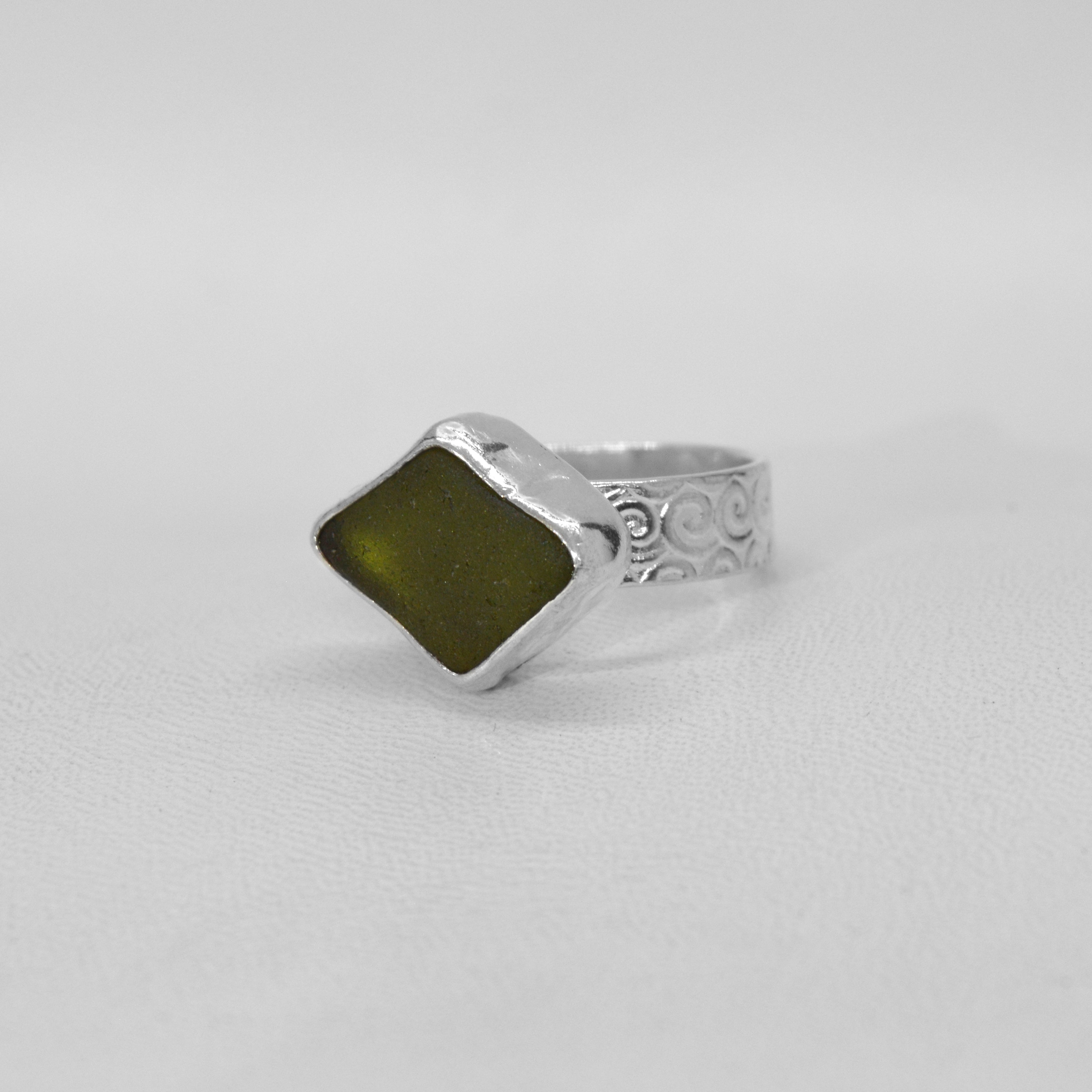 Green Diamond-Shaped Sea Glass Ring